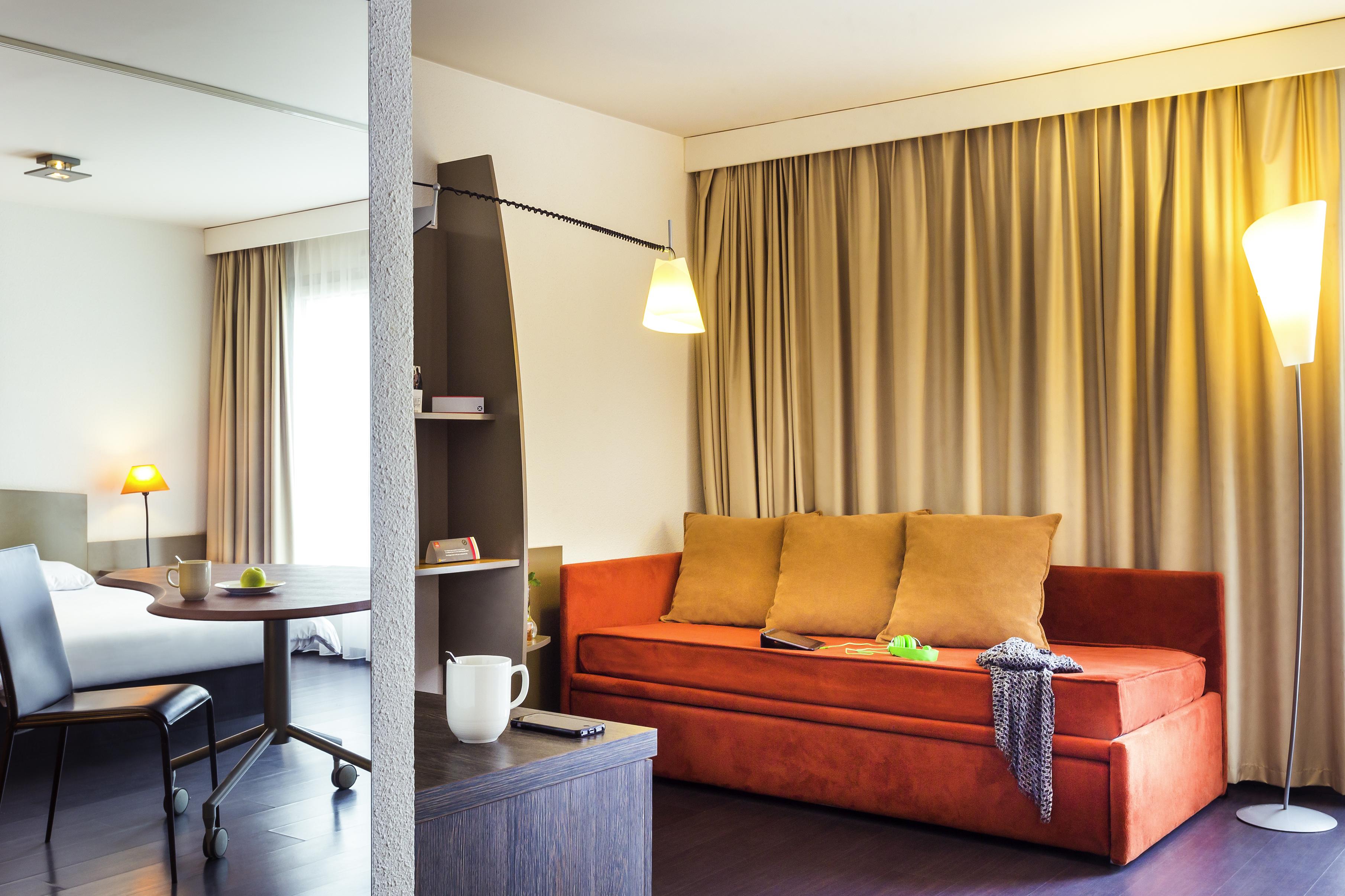 Aparthotel Adagio Annecy Centre Exterior photo