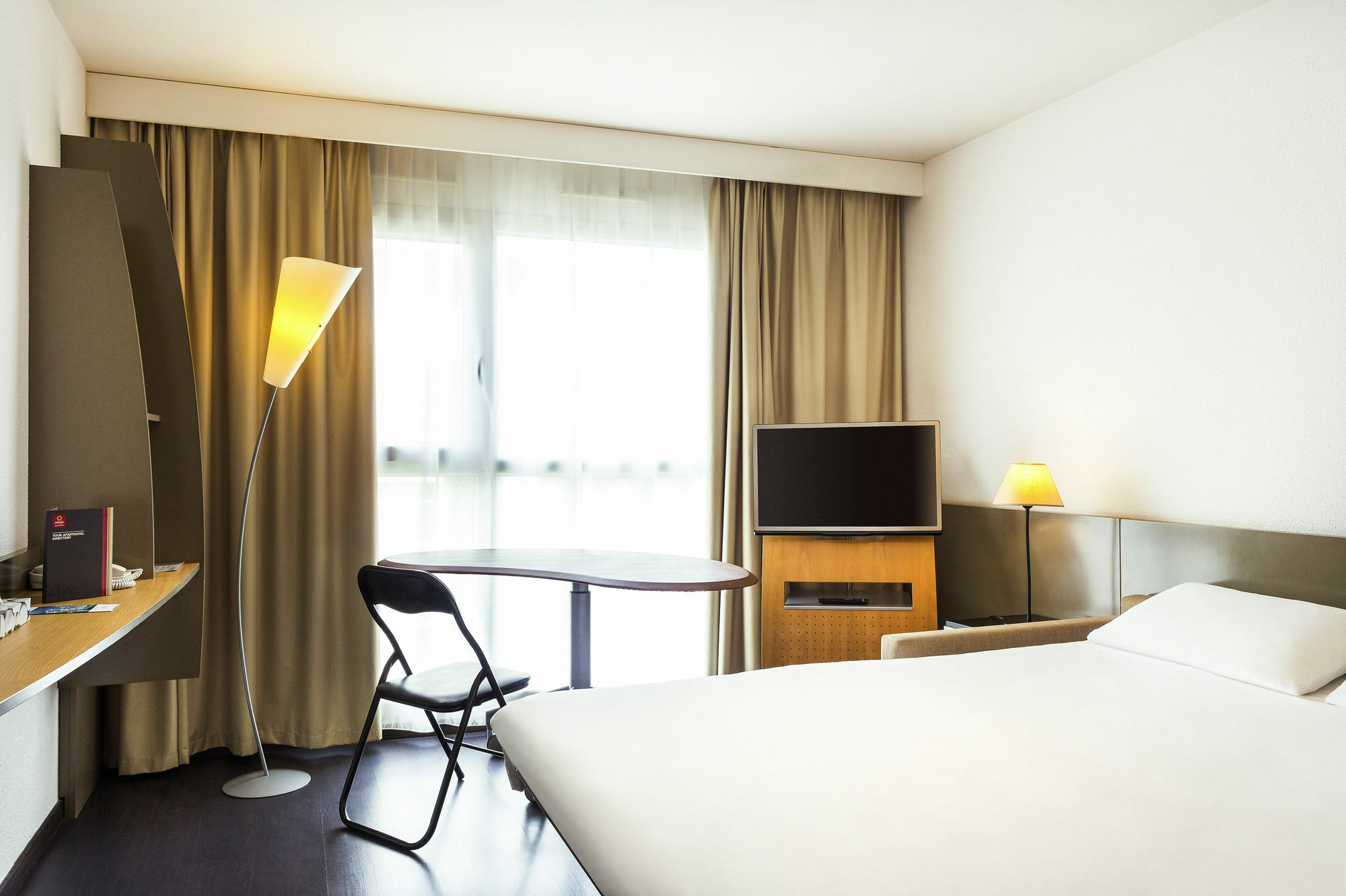 Aparthotel Adagio Annecy Centre Exterior photo